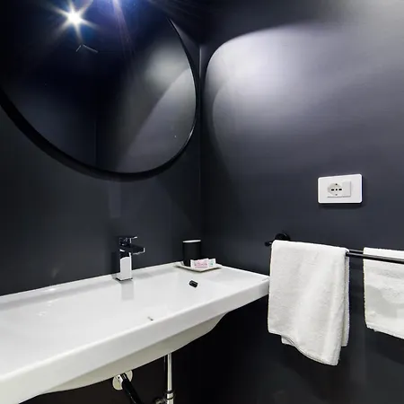 Shamika Luxury Guest house *